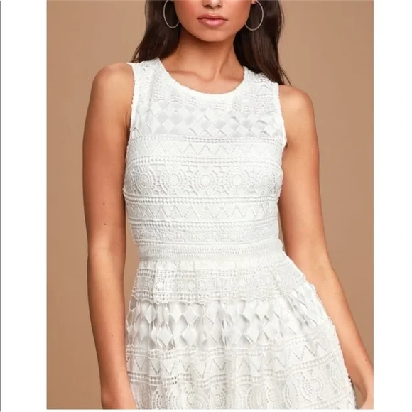 Lulu’s Madly in Love White Lace Midi Dress Size XS - Picture 2 of 14